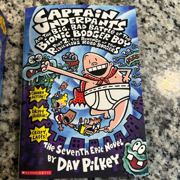 Captain Underpants Book Set (7) - Picture 4 of 4